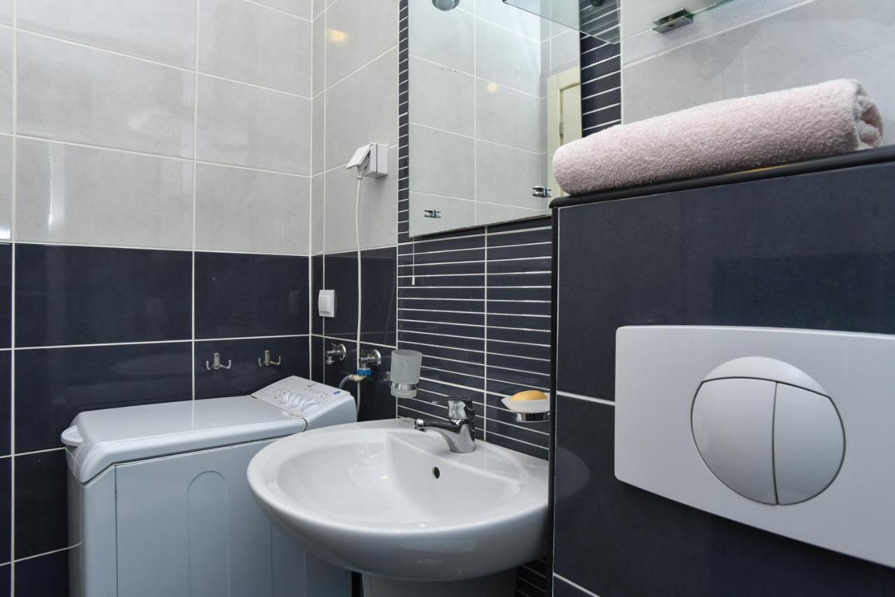 Apartment Lux M Center *