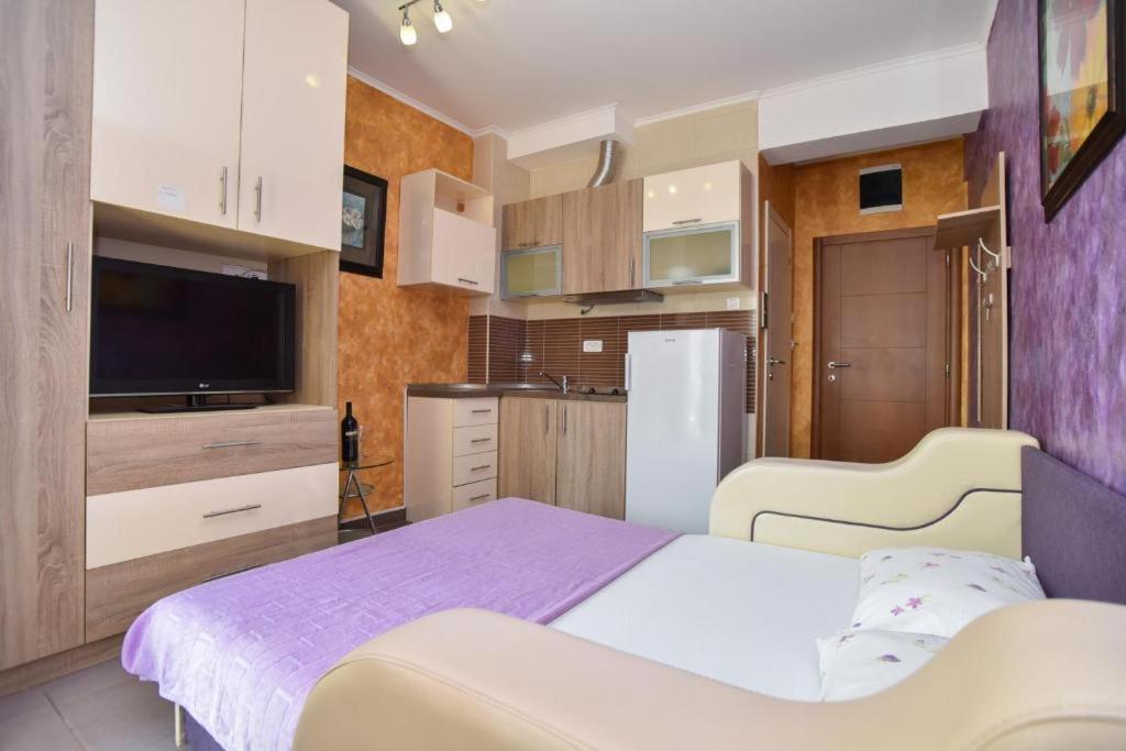 Lux M Center Apartment
