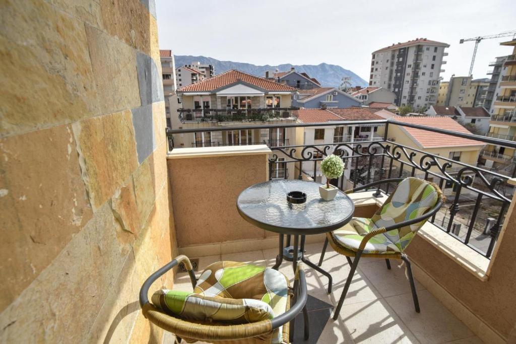 Apartment Lux M Center *